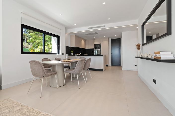 Image No.11-4 Bed Apartment for sale