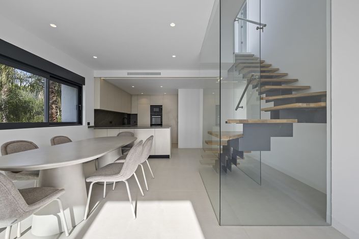 Image No.29-5 Bed Apartment for sale
