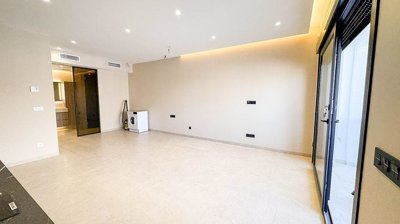Interior 7