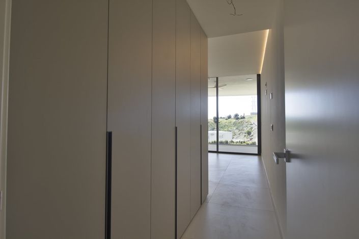 Image No.25-2 Bed Apartment for sale