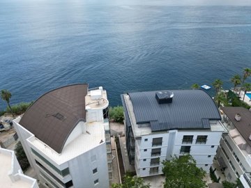 Exterior 5