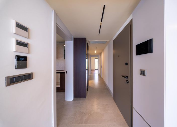 Image No.19-4 Bed Apartment for sale