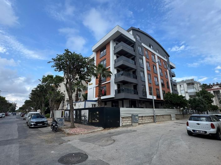 Image No.17-2 Bed Apartment for sale