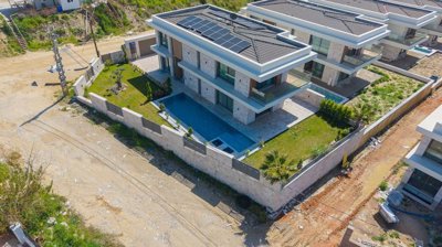 Exterior 6