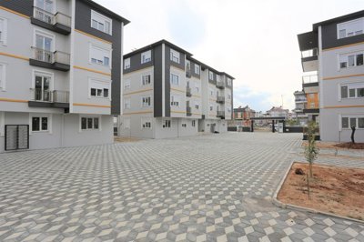 Exterior 3