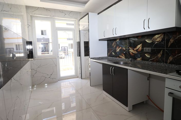 Image No.8-2 Bed Apartment for sale