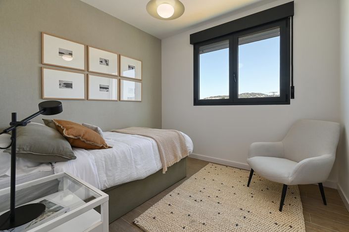 Image No.21-3 Bed Apartment for sale