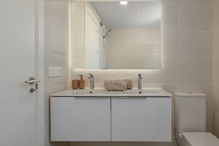 Image No.27-3 Bed Apartment for sale