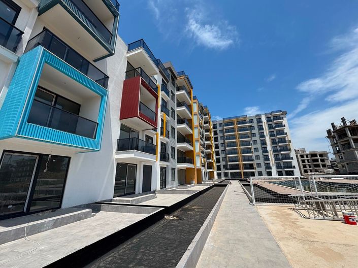Image No.10-1 Bed Apartment for sale