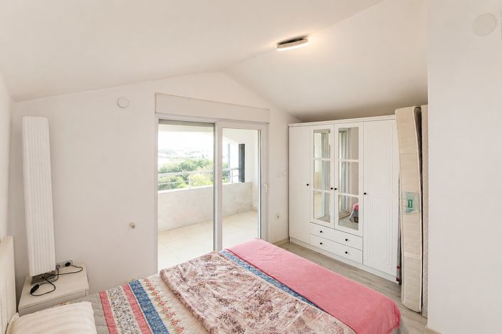 Image No.30-4 Bed House/Villa for sale