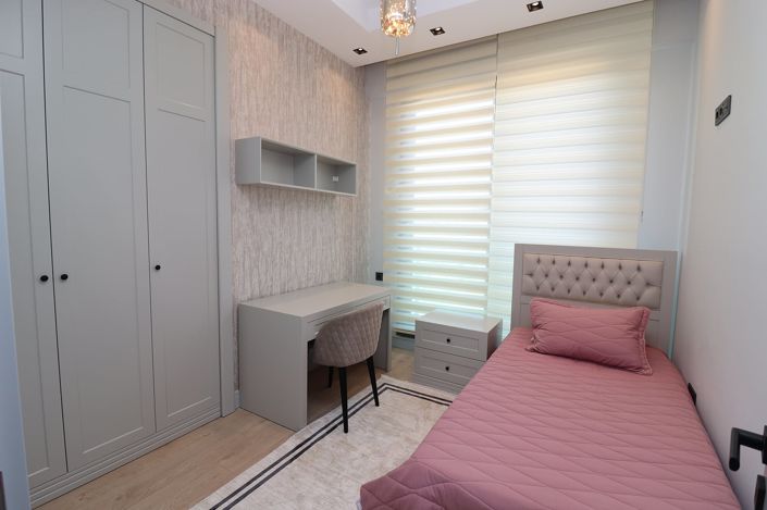 Image No.19-4 Bed Apartment for sale