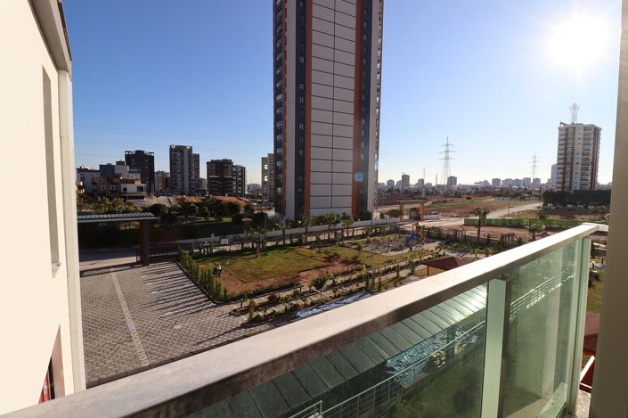 Image No.23-4 Bed Apartment for sale