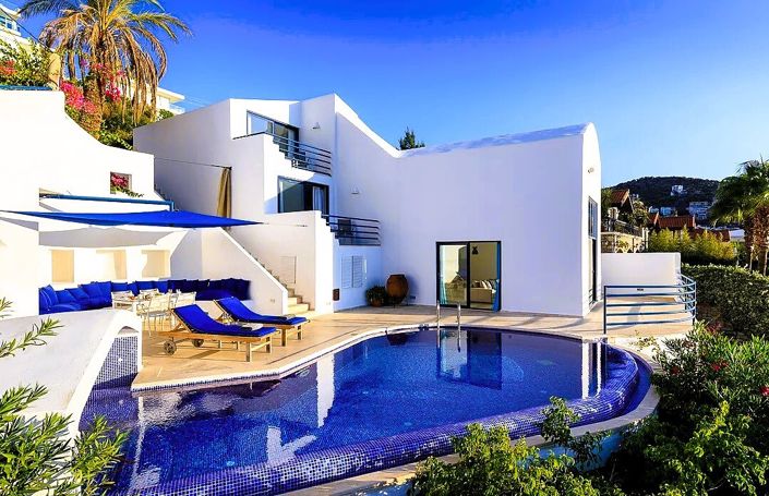 Image No.2-2 Bed House/Villa for sale