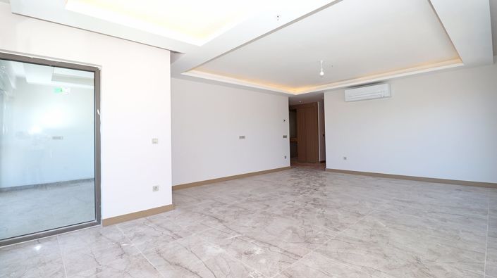 Image No.17-3 Bed Apartment for sale