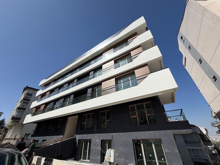 Image No.18-2 Bed Apartment for sale