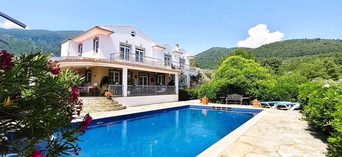Image No.2-Maison / Villa de 5 chambres à vendre à Yesilüzümlü