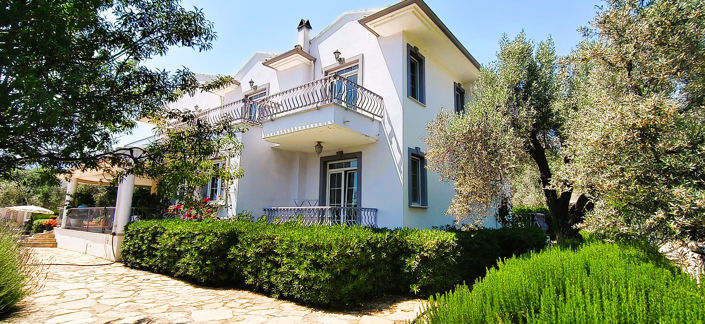 Image No.3-Maison / Villa de 5 chambres à vendre à Yesilüzümlü