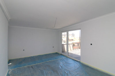 Interior 9