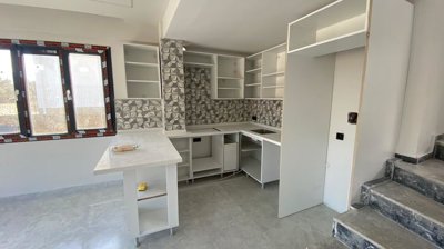 Interior 5