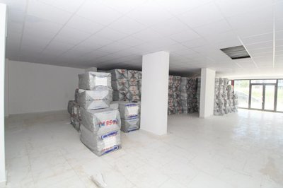 Interior 4