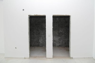 Interior 9