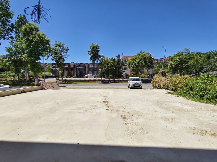 Image No.3-2 Bed Commercial for sale