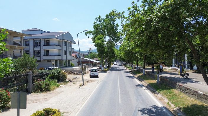 Image No.4-2 Bed Commercial for sale