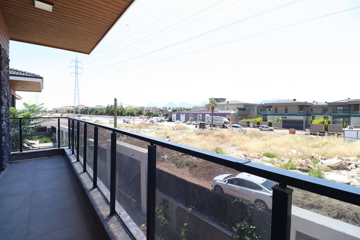 Image No.28-4 Bed House/Villa for sale