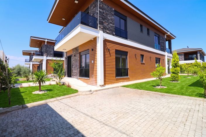 Image No.7-4 Bed House/Villa for sale
