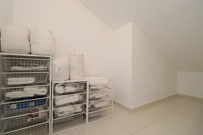 Image No.20-3 Bed Apartment for sale