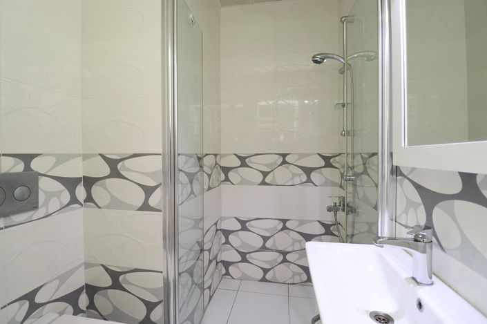 Image No.21-3 Bed Apartment for sale