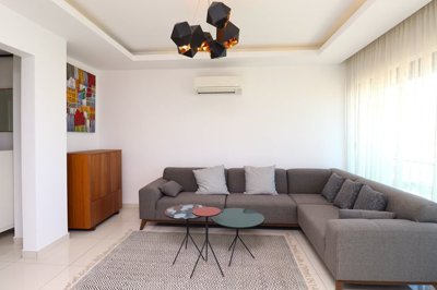Interior 2
