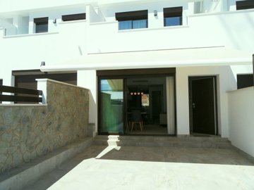 Exterior 6
