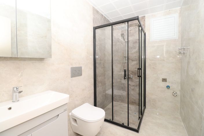 Image No.22-2 Bed Apartment for sale