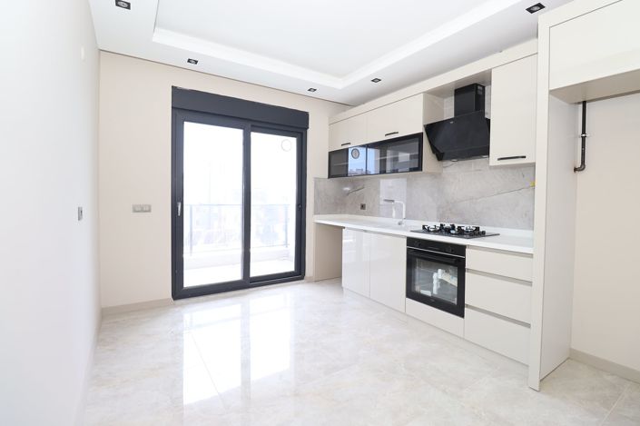 Image No.14-3 Bed Apartment for sale