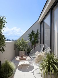 Exterior 5