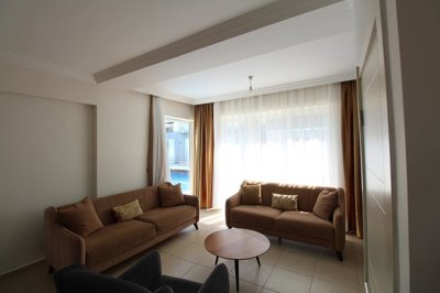 Interior 4