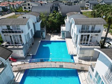 Exterior 5