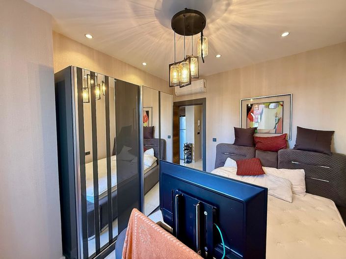 Image No.18-1 Bed Apartment for sale