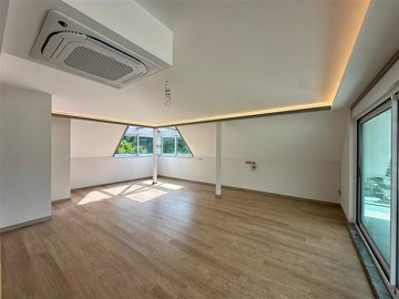 Interior 2