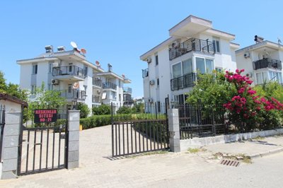 Exterior 3