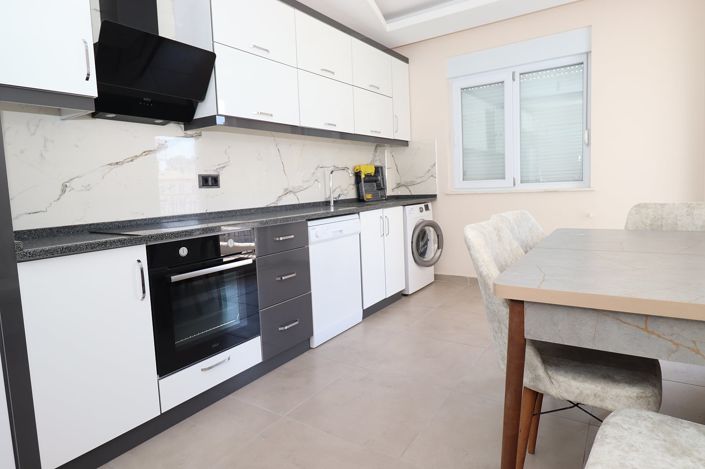 Image No.17-3 Bed Apartment for sale