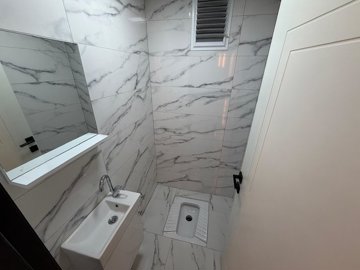 Interior 12