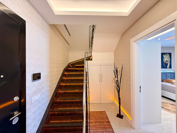 Image No.33-3 Bed Apartment for sale