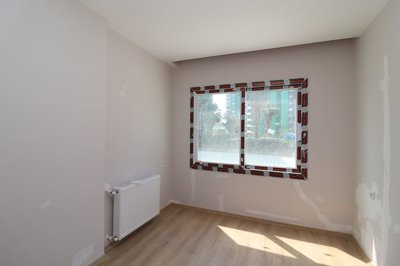 Interior 3