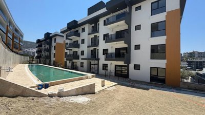 Exterior 1