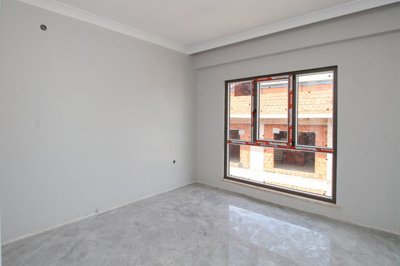 Interior 5