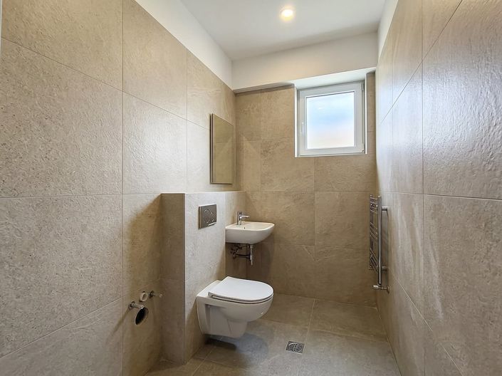 Image No.5-House/Villa for sale