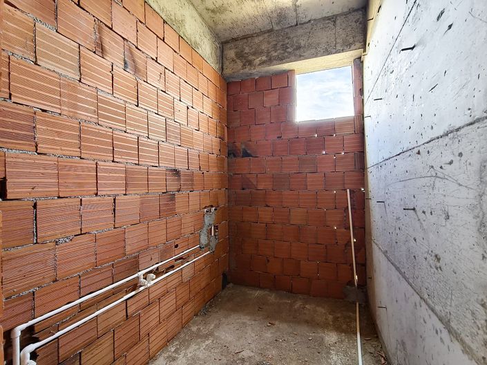 Image No.9-House/Villa for sale
