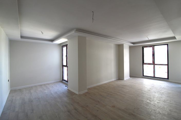 Image No.22-3 Bed Apartment for sale